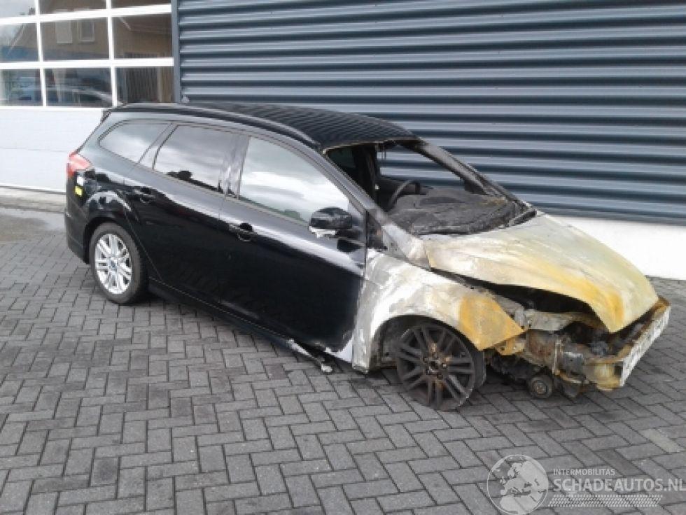 Ford Focus ST LINE