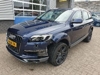 damaged passenger cars Audi Q7 3.0 TDI quattro Pro Line + 2013/3