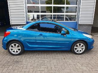 Peugeot 207 1.6 Cabrio picture 6