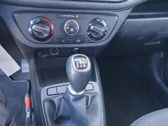 Hyundai I-10 1.0 comfort picture 21