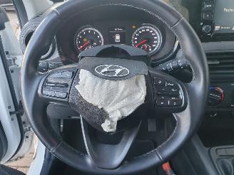 Hyundai I-10 1.0 comfort picture 17