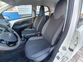 Toyota Aygo 1.0 VVT-i x-fun picture 15