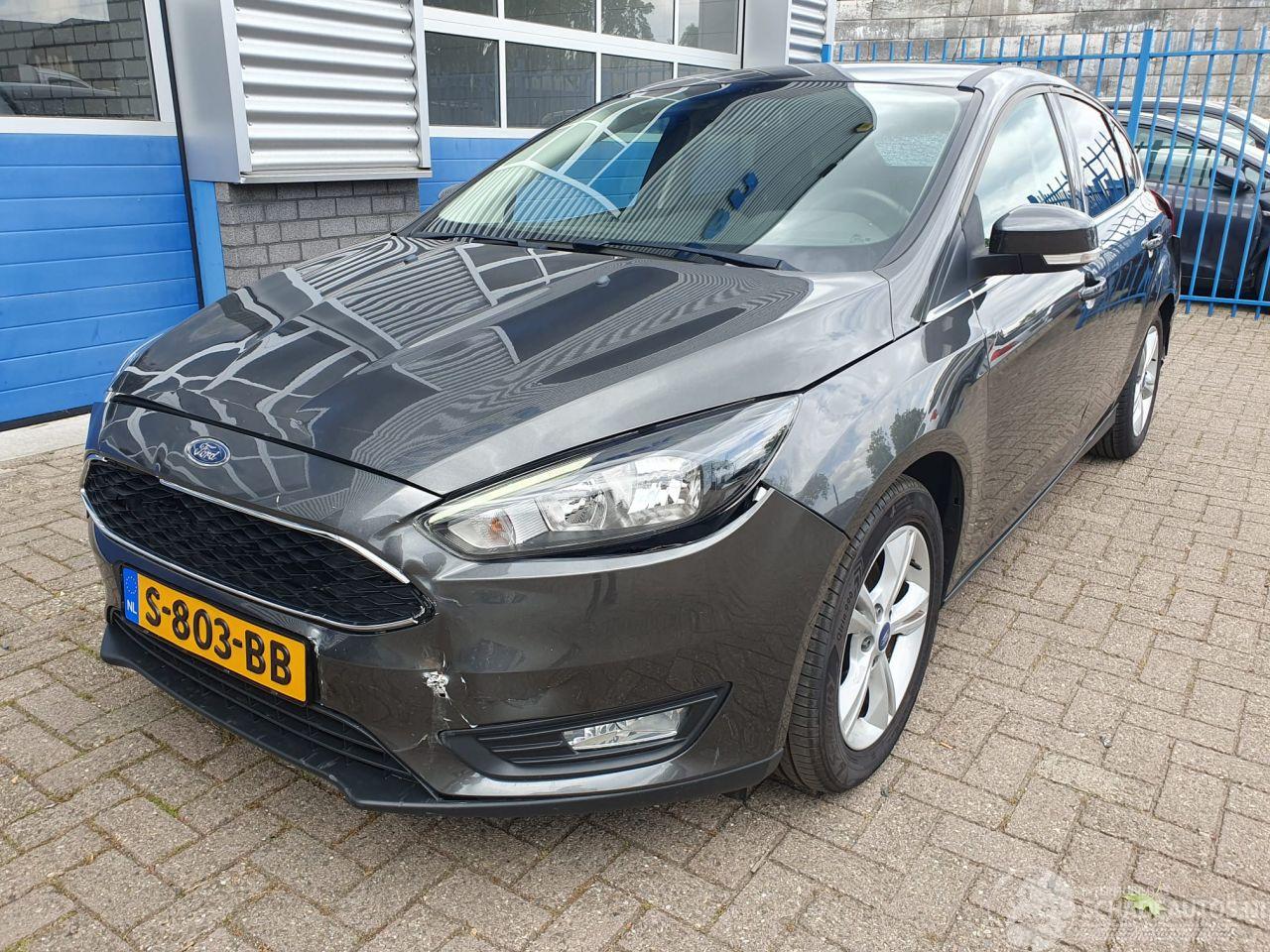 Ford Focus 1.5 Titanium