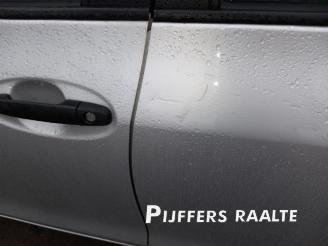 Toyota Yaris Yaris II (P9), Hatchback, 2005 / 2014 1.33 16V Dual VVT-I picture 9