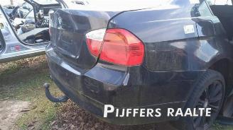 BMW 3-serie 3 serie (E90), Sedan, 2005 / 2011 325i 24V picture 30