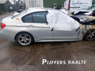 Coche siniestrado BMW 3-serie 3 serie (F30), Sedan, 2011 / 2018 320i 2.0 16V 2015/3