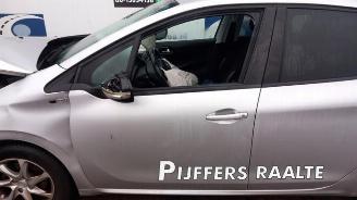 Peugeot 208 208 I (CA/CC/CK/CL), Hatchback, 2012 / 2019 1.2 Vti 12V PureTech 82 picture 15