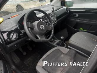 Volkswagen Up! Up! (121), Hatchback, 2011 1.0 12V 60 picture 9