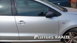 Volkswagen Polo Polo V (6R), Hatchback, 2009 / 2017 1.6 TDI 16V 90 picture 14