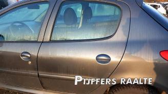 Peugeot 206 206+ (2L/M), Hatchback, 2009 / 2013 1.4 XS picture 11