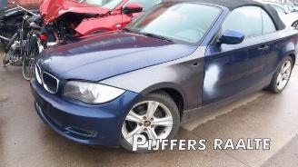 krockskadad bil auto BMW 1-serie 1 serie (E88), Cabrio, 2007 / 2013 118i 16V 2010/11