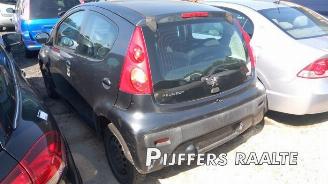 Vrakbiler auto Peugeot 107 107, Hatchback, 2005 / 2014 1.0 12V 2009/2