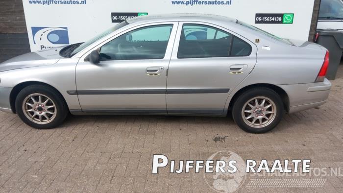 Volvo S-60 S60 I (RS/HV), Sedan, 2000 / 2010 2.4 20V 140
