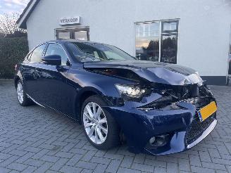 skadebil auto Lexus IS 300h Edition 2014/1