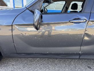 BMW X1 1.8i  AUTOMAAT picture 11