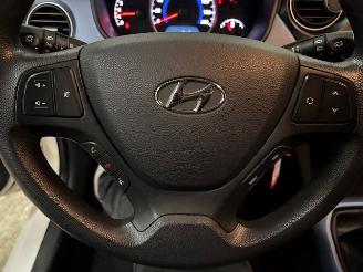 Hyundai I-10 1.0 5-drs  Comfort Plus Clima picture 13