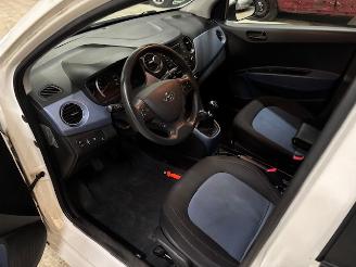 Hyundai I-10 1.0 5-drs  Comfort Plus Clima picture 9