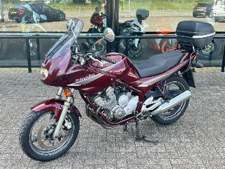 Yamaha XJ 600 Diversion picture 1