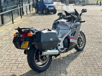 Suzuki GSX 1100 F picture 3