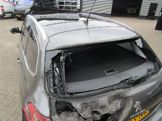 Peugeot 308 SW 1.2 Pure Tech Blue lease Premium picture 24