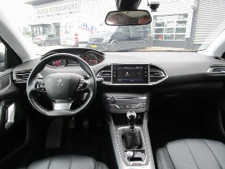 Peugeot 308 SW 1.2 Pure Tech Blue lease Premium picture 13