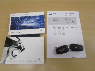 Peugeot 308 SW 1.2 Pure Tech Blue lease Premium picture 29