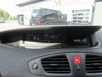 Renault Scenic 1.5 DCI Dynamique picture 16