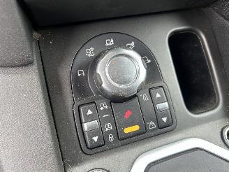 Landrover Discovery 4 3.0 SDV6 SE Van picture 24