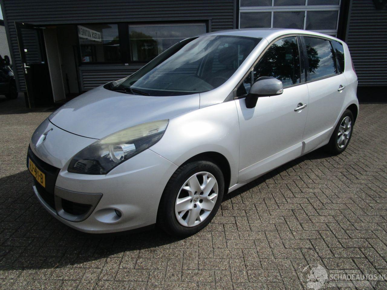 Renault Scenic 1.5 DCI Dynamique