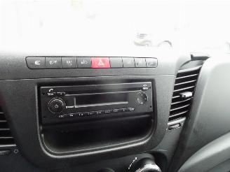 Iveco Daily 35S15V 2.3 352 H2 L 32zits airco 3500kg ahk picture 8