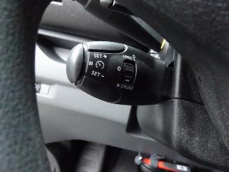 Peugeot Expert 2.0 BlueHDI 120 Standard Premium 3 zits picture 21
