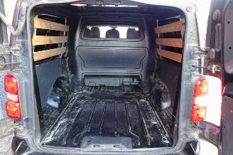 Peugeot Expert 231L 2.0 BlueHDI 120 DC Premium LET OP 1 E VERSNELING STUK WEL GEWOON RIJDBAAR !!!!!!!!!!!! picture 16