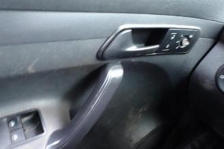 Volkswagen Caddy 2.0 TDI 4Motion airco picture 20