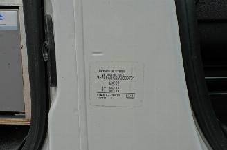 Citroën Jumpy 2.0 BlueHDI 120 M Club airco trekhaak imperiaal 2 x schuifdeur direct inzetbaar picture 30