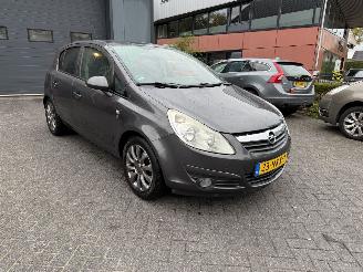 Opel Corsa 1.4-16V \'111\' Edition (Hatchback 5-dr.) picture 7