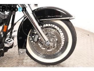 Harley-Davidson  FLHRCI Road King Classic picture 10