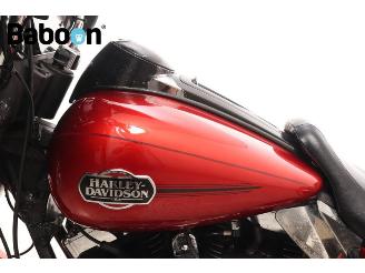 Harley-Davidson  FLHTCU Ultra Glide Classic picture 16