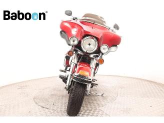 Harley-Davidson  FLHTCU Ultra Glide Classic picture 3