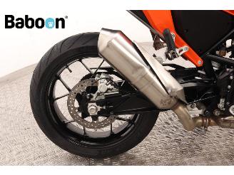 KTM 690 Duke ABS picture 14