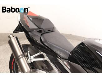 Aprilia RSV 1000 R  picture 14