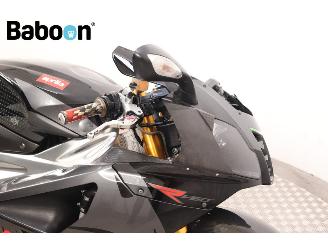 Aprilia RSV 1000 R  picture 13