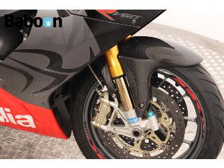 Aprilia RSV 1000 R  picture 12