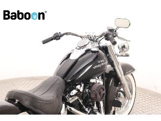 Harley-Davidson  FLDE Softail Deluxe ABS picture 10