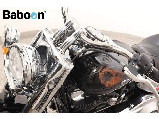 Harley-Davidson  FLDE Softail Deluxe ABS picture 24