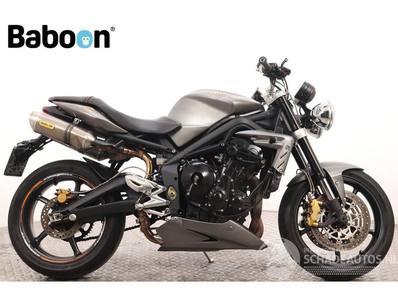 Triumph Street Triple R