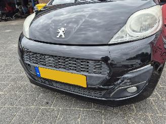 Peugeot 107 1.0 active airco picture 6