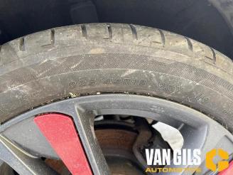 Nissan Juke Juke (F15), SUV, 2010 / 2019 1.2 DIG-T 16V picture 21