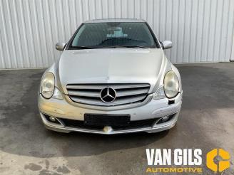 Mercedes R-klasse R (W251), MPV, 2005 / 2014 3.0 320 CDI 24V 4-Matic picture 2