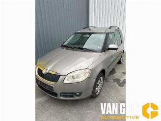 Skoda Roomster Roomster (5J), MPV, 2006 / 2015 1.4 16V picture 6