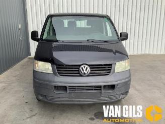 Vrakbiler auto Volkswagen Transporter Transporter T5, Van, 2003 / 2015 1.9 TDi 2006/10